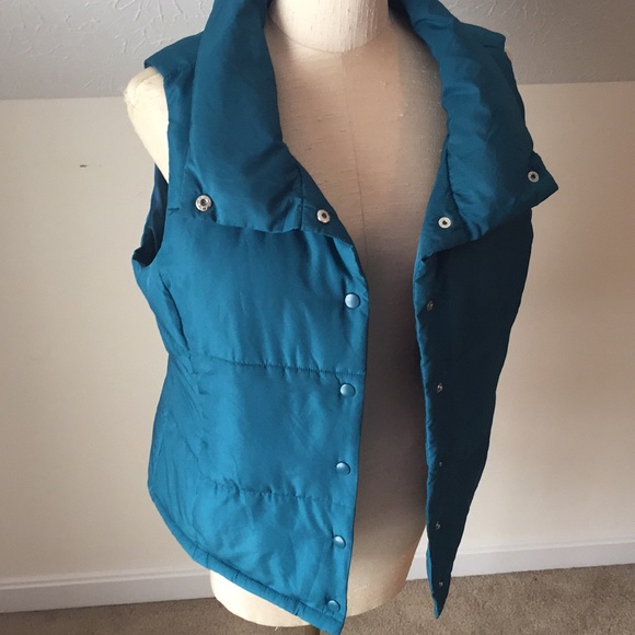 Forever 21 Jackets & Blazers - Forever 21 size Large vest